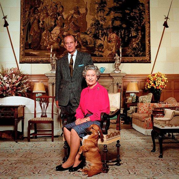 Terry O‘Neill镜头下的英国女王伊丽莎白二世与菲利普亲王 图片来源:Iconic Images
