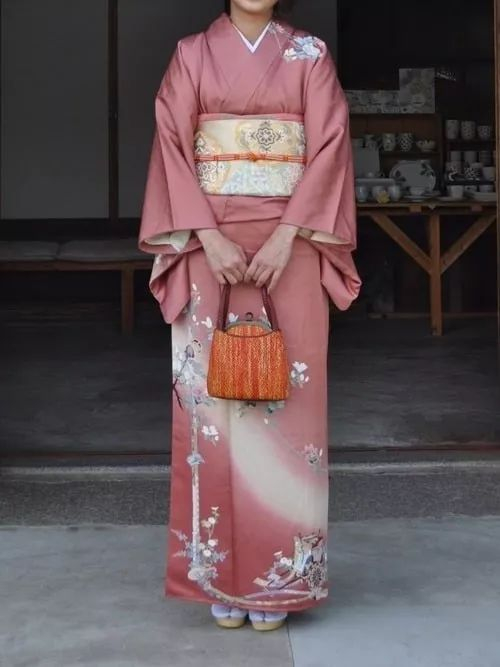 穿和服，要美得正确且惊心动魄（收藏这一篇全搞定）