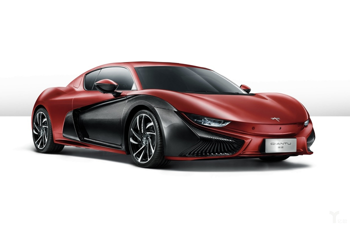 使用了29个碳纤维覆盖件的前途K50