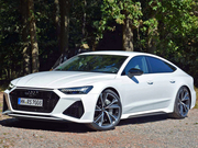 奥迪全新轿车！溜背设计+4.0T，比奔驰E级帅，媳妇看了绝对满意