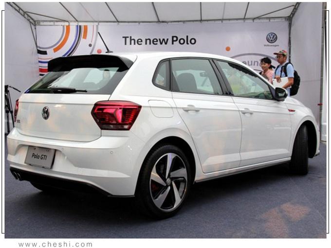 大众新Polo发布，搭1.0T、2.0T引擎，乘坐舒适，比本田飞度更得劲