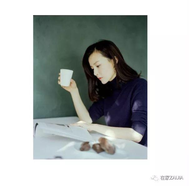 她的40㎡法租界小阁楼，浓缩了国内中古家具店之精华