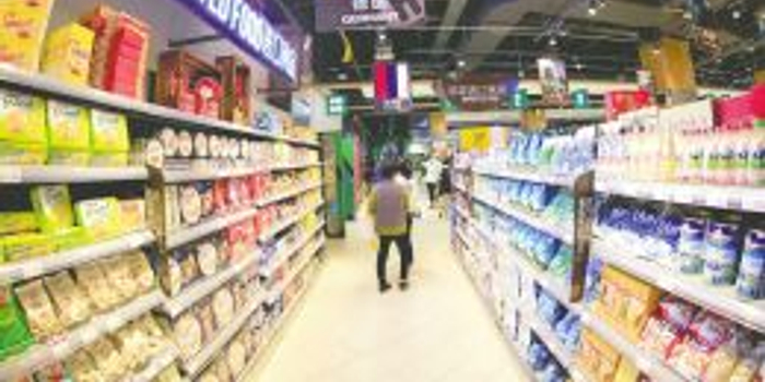 国务院再发红包:进口服装化妆品等关税大降