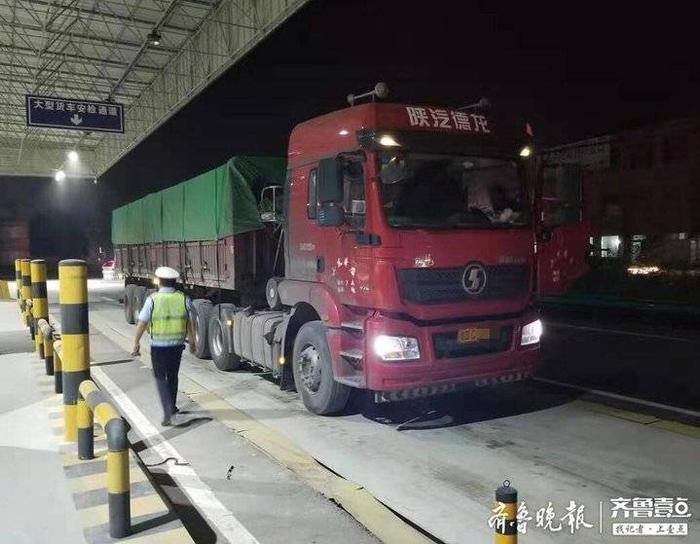 连续奋战48小时，莘县交警查获23辆严重超载大货车