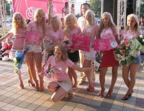 拉脱维亚美女超多，男女比例差距大，大街上的女孩貌美如花