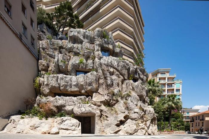 散发着诗意静修与自然奇绝之美：摩纳哥洞穴别墅 / Jean-Pierre Architecte