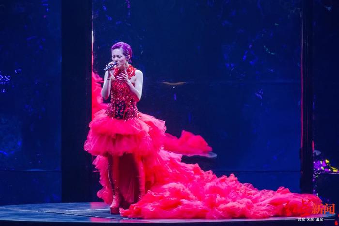 杨千嬅首次世界巡演广州开秀 50场演出都是“成都造”