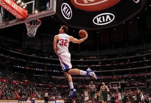 NBA薪资最高球员_斯蒂芬-库里薪资_nba年工资最高的球员