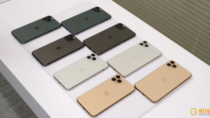 iPhone 11苹果体验会图赏 超广角镜头加持,续航更持久