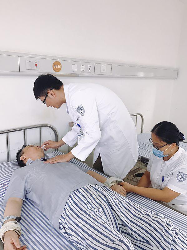 精气病人被家人欺负