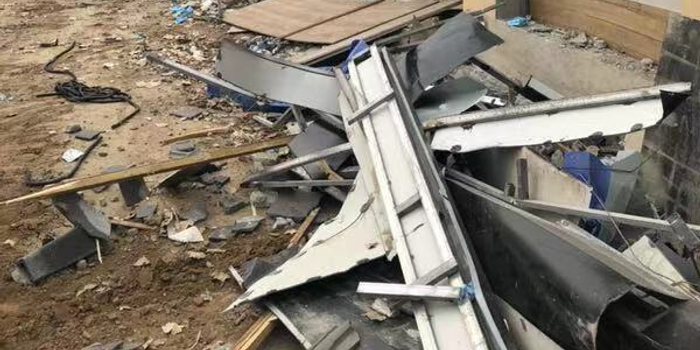 五证齐全也成违建?河北滦平饮马川140多套房