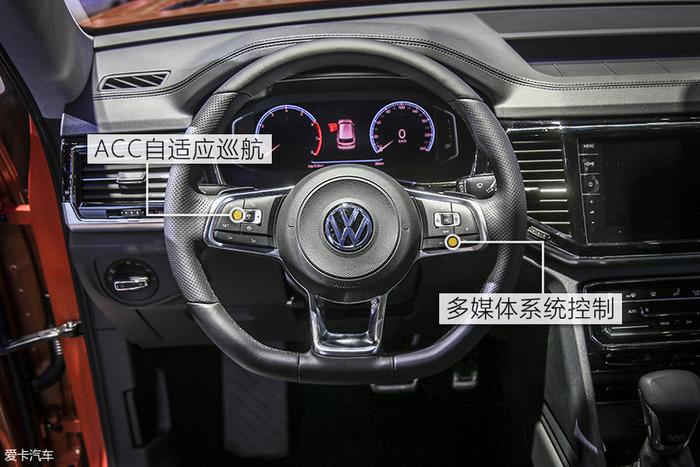 5座+V6=首款轿跑SUV 上汽大众途昂X静评