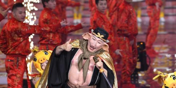 北京卫视春晚《我爱我家》剧组重聚,宋丹丹感