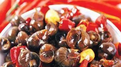 桂林旅游想吃的不是羊肉牛肉，而是桂林田螺，清热明目还生津开胃