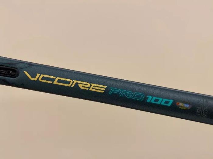 测评 | 大力出奇迹，全新YONEX VCORE PRO球拍试打体验