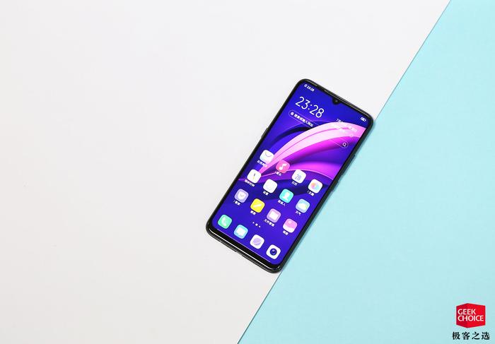 图赏丨vivo Z5 极速幻影版：依旧 1598 元起售，外观可选项更多了