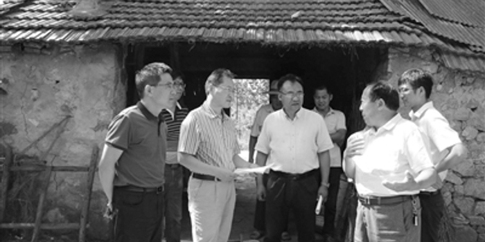 连云港福彩为东海县困难家庭雪中送炭