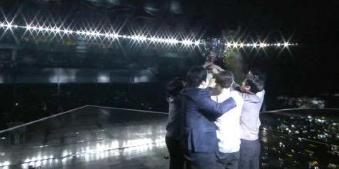 IG拿下S8总决赛冠军!狂奔下的中国电竞终见曙