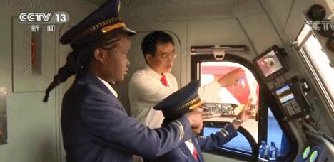 肯尼亚“明星”机车司机：中国制造铁路改变人生