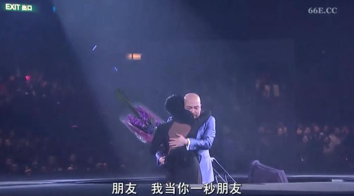他在陈奕迅《最佳损友》里埋下最心酸告白，13年后温暖3亿人：有一种友情叫杨千嬅和黄伟文