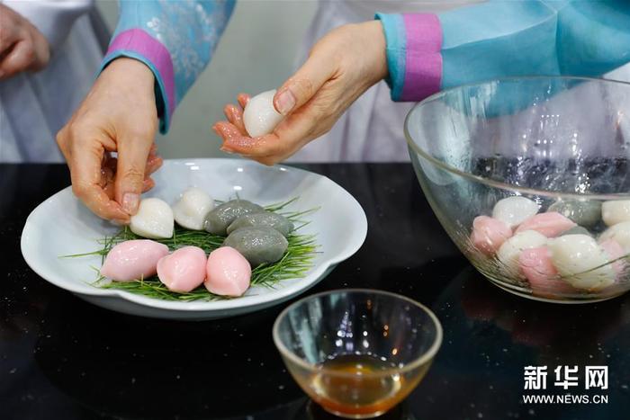 “迎中秋”世界各地传统糕点系列——韩国松饼和茶食