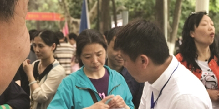 中招咨询会 学科特长生话题火爆