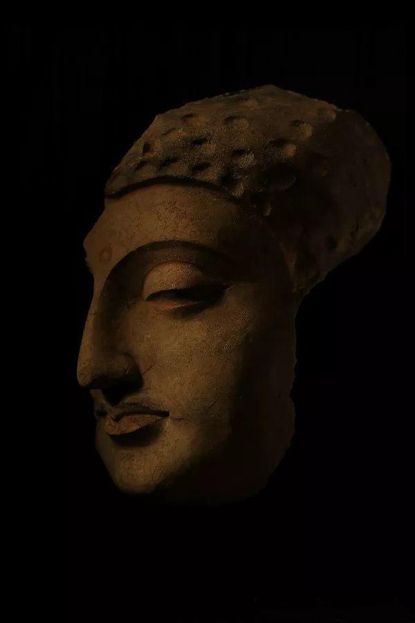 为什么中国的佛像有一张“希腊脸”？