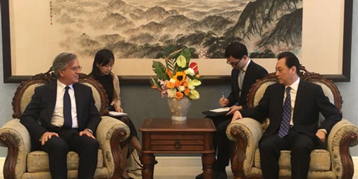 外交部副部长王超会见西班牙离任驻华大使卡内