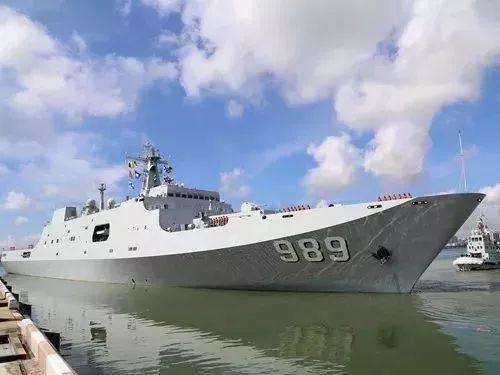 长白山舰.JPG