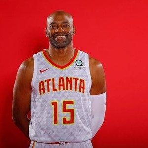 文斯 - 卡特职业生涯常规赛总进球数达到 9000