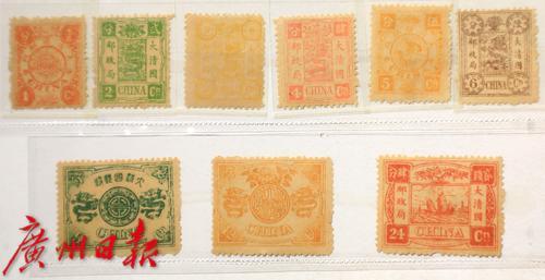 世界第一枚邮票在穗展出！老广捐献千枚珍邮