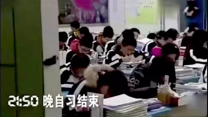 清华学霸作息表刷屏！告诉孩子，学习没有捷径，唯刻苦与自律