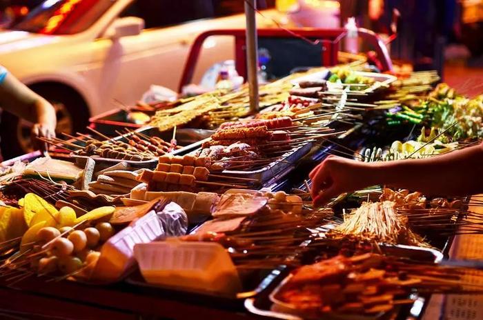 昆明10大最地道的美食街，走过路过你一定胖过！