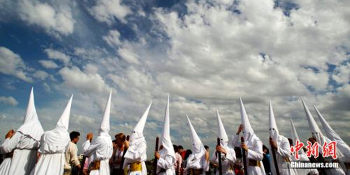 助民众安全度过圣周假期 西班牙国家警察发实