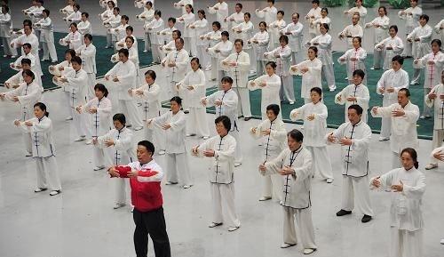 创编的养生功法全国推广，杭州武术圈里有个养生达人