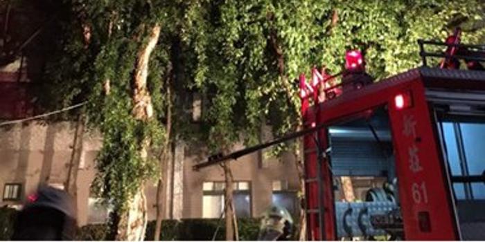 台北医院火灾致9死 火势蔓延或因逃生者未关房