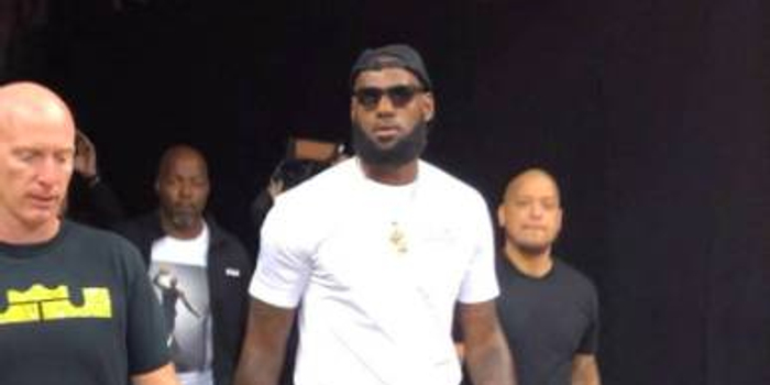 nba出场球裤,nba球员出场裤