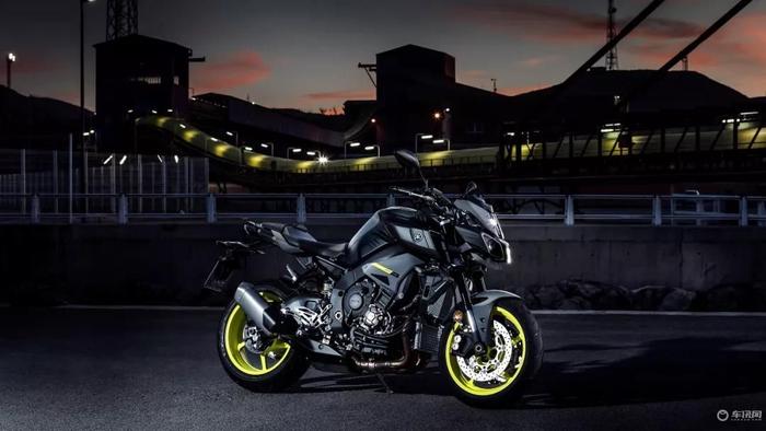 咖啡-YAMAHA R1M Café Racer by