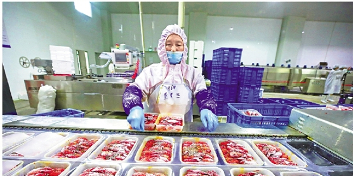 助兴世界杯,10万小龙虾出征俄罗斯