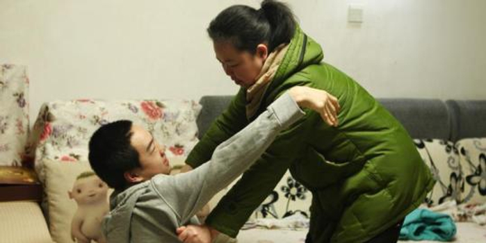 什么是单亲妈妈能解释一下吗 w700h350z1l10t108eb.jpg