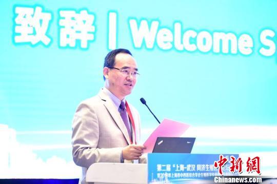 上海市中西医结合学会生殖医学专业委员会主任委员滕晓明发言。 芊烨 摄