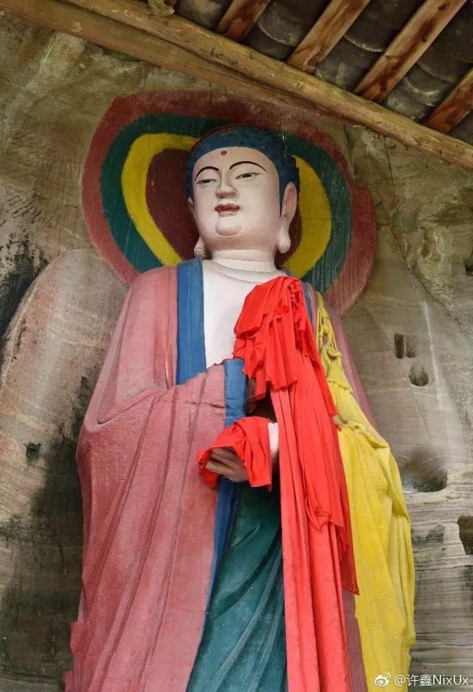 四川一石窟佛像重绘被指破坏文物，安岳县官微：群众自发修复