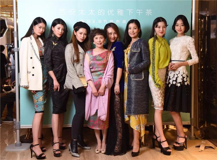 这些西安60后、70后、80后的女士们集体重返18岁，因为....