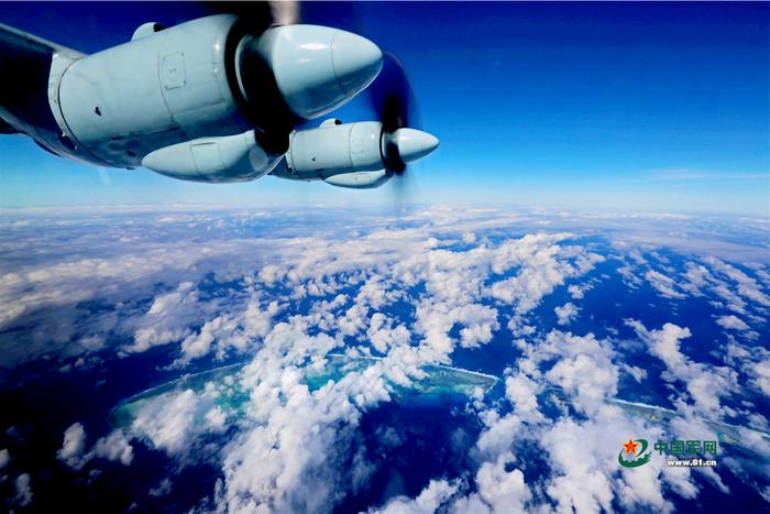 中国空军运-9机群奔袭数千公里演练岛礁空投