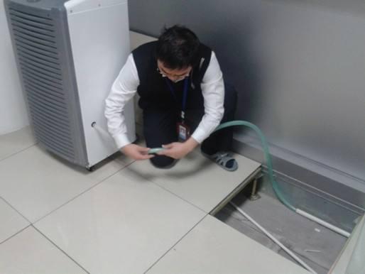 除湿机排水管与户内排水连接