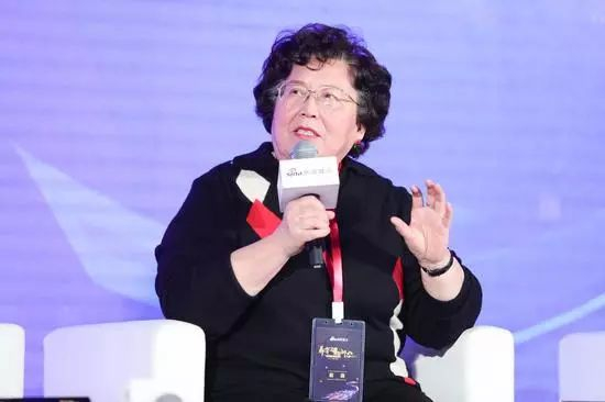 儿科专家张思莱:隔代养育最忌讳老人干预父母管教孩子!