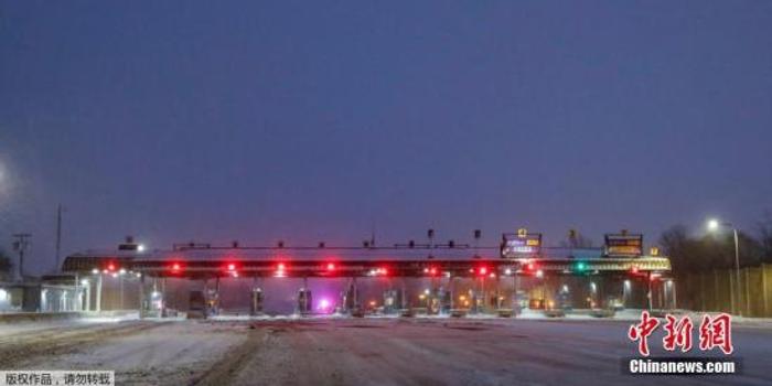 炸弹气旋发威 纽约迎来今年首场暴雪