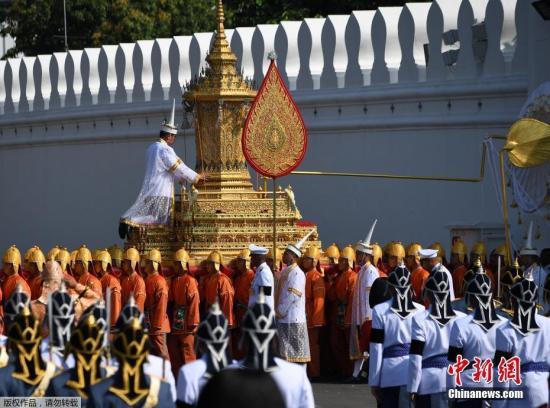 曼谷随笔：泰国父亲节 各地纪念先王普密蓬