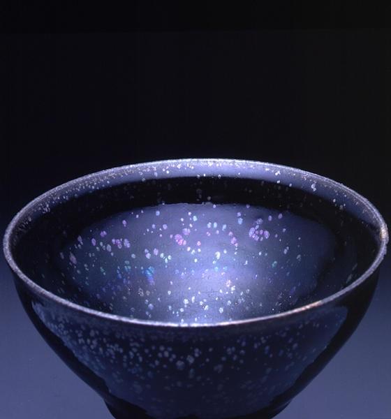 南宋《曜变天目茶盏》(图片来自于官网)