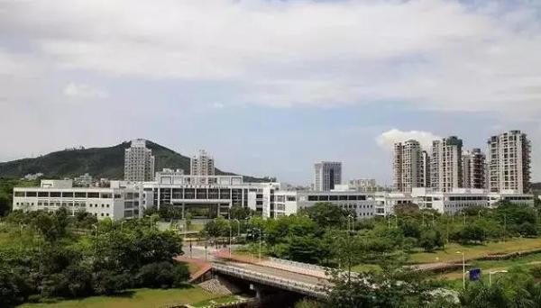 深圳加快高水平大学建设，推进北大校区清华国际研究生院落地